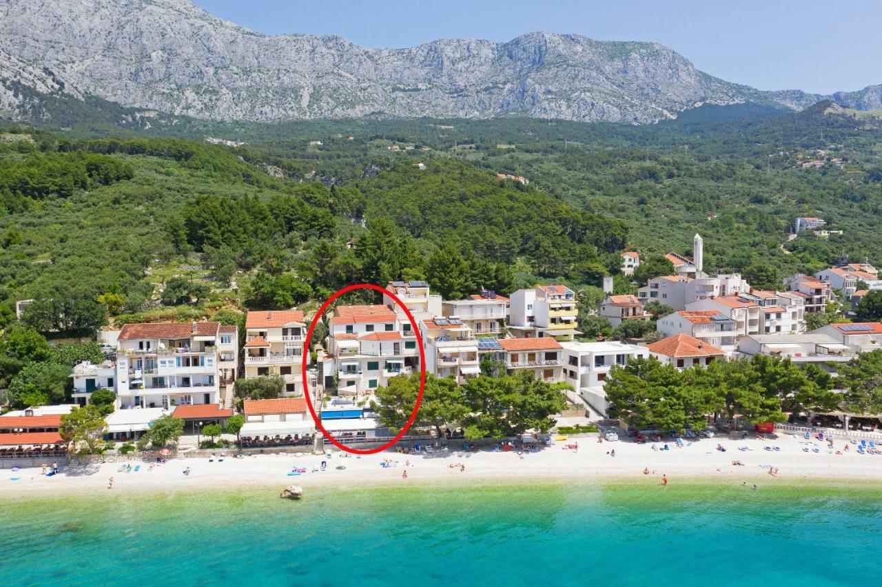 Beachfront Comfort Apartment Nives Tucepi Exterior photo